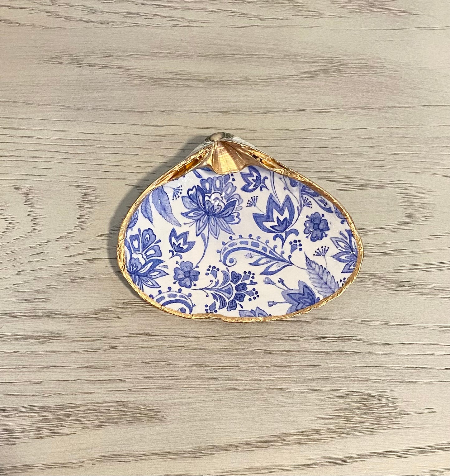 Clam Shell Dish with Blue Flowers