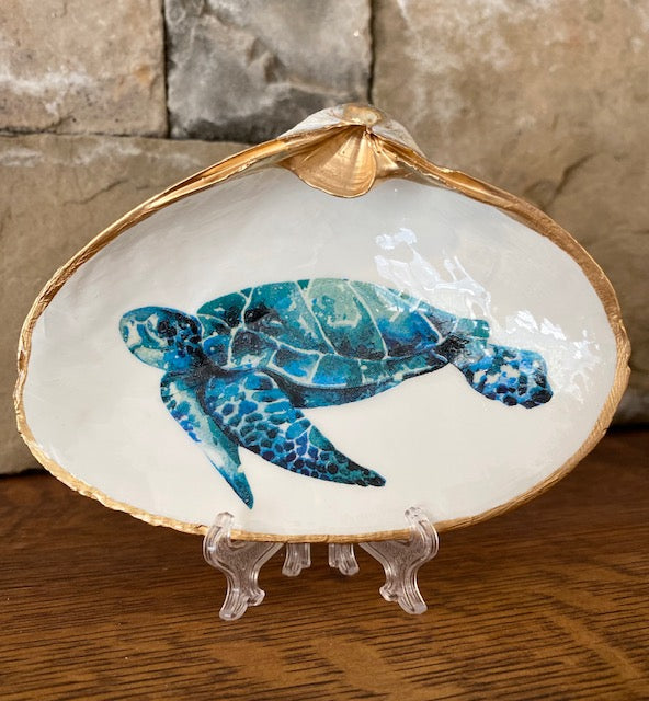 Clam Shell Dish with Sea Turtle