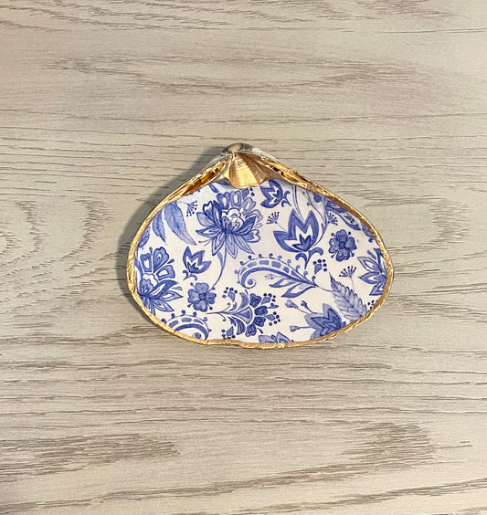 Clam Shell Dish with Blue Flowers