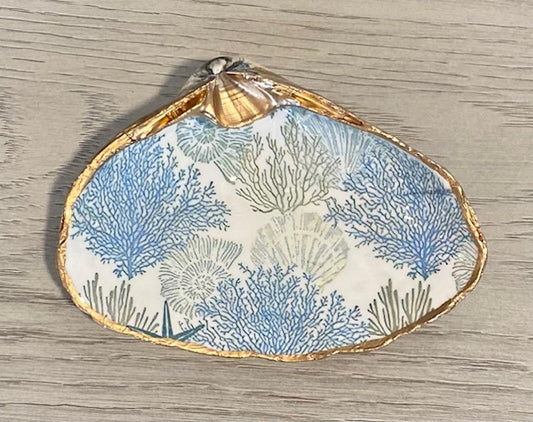 Clam Shell Dish with Blue Coral